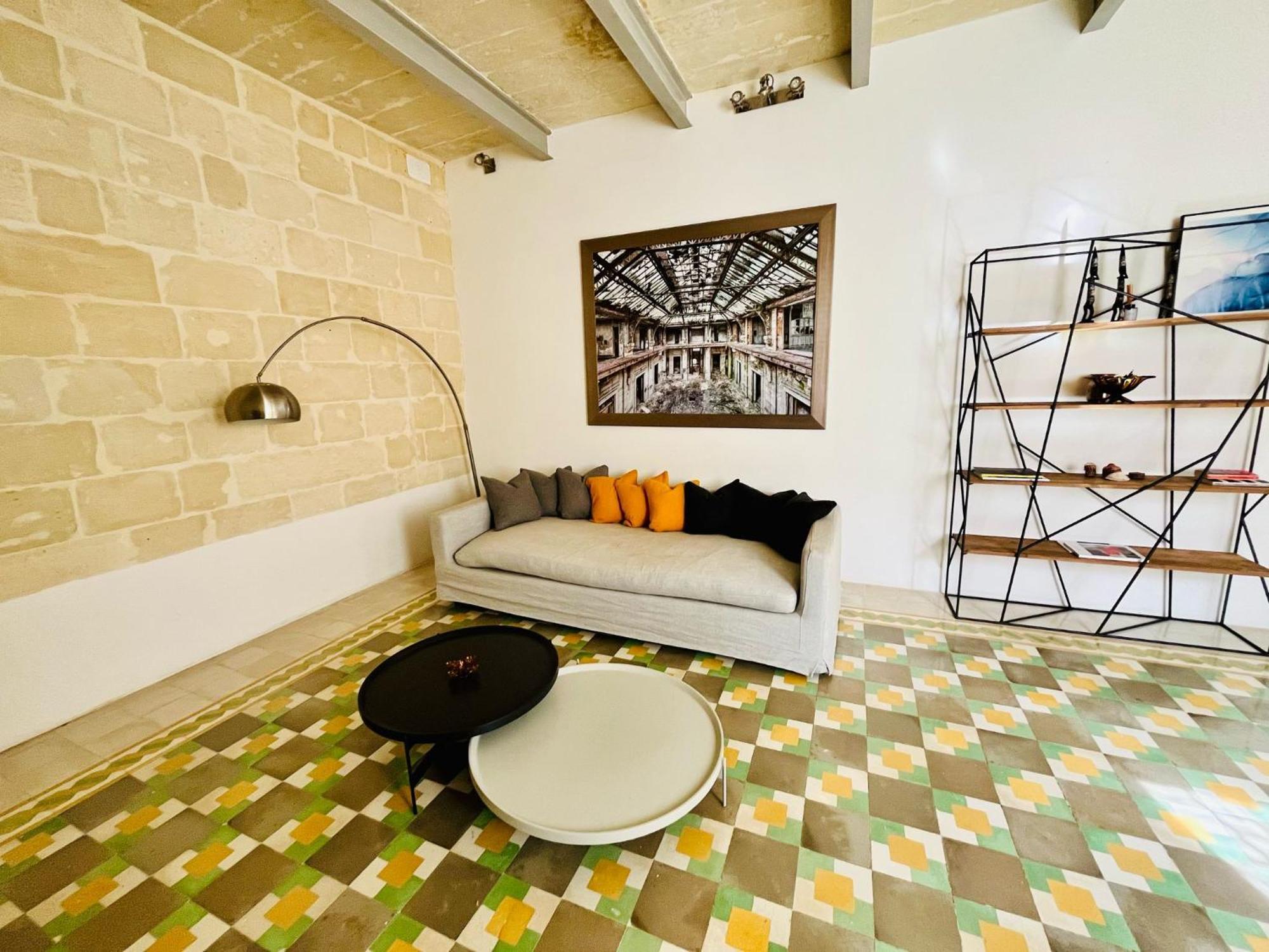 ואלטה Cozy Charming Apartment In Old Bakery Street מראה חיצוני תמונה