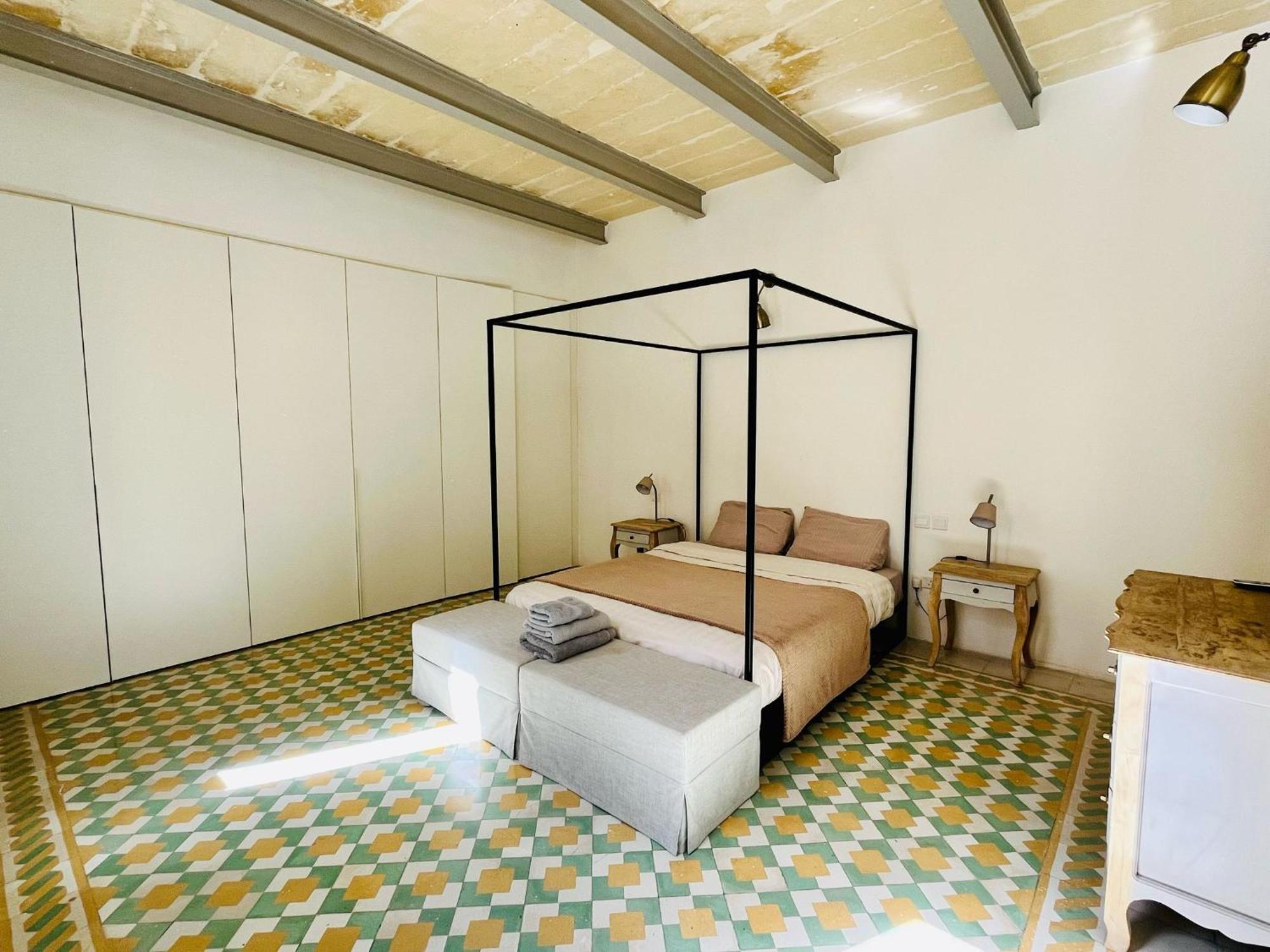 ואלטה Cozy Charming Apartment In Old Bakery Street מראה חיצוני תמונה