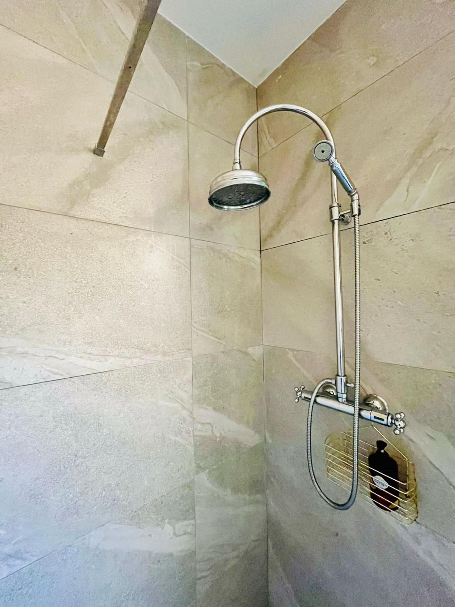 ואלטה Cozy Charming Apartment In Old Bakery Street מראה חיצוני תמונה